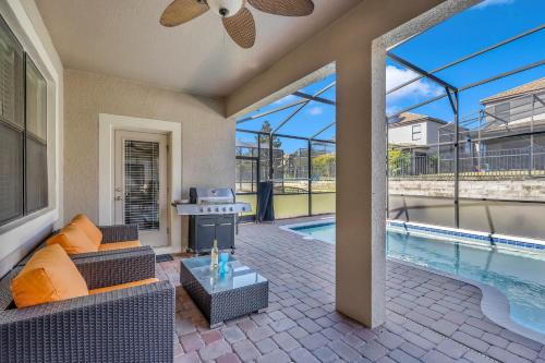 Heated Pool Free Waterpark and Lazy River in Davenport, USA
