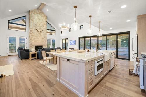 Zion River front Farmhouse