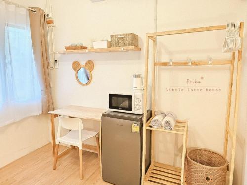 Little Latte House - Chalong near Phuket Zoo