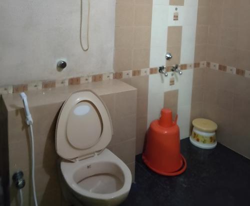 Triple Room with City View image 1