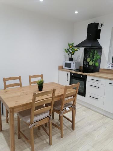 Lemon Apartment 2