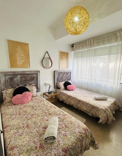 Céntrico piso con aparcamiento gratuito Céntrico piso con aparcamiento gratuito