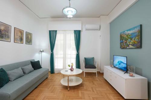 Peppy's house, Ateny