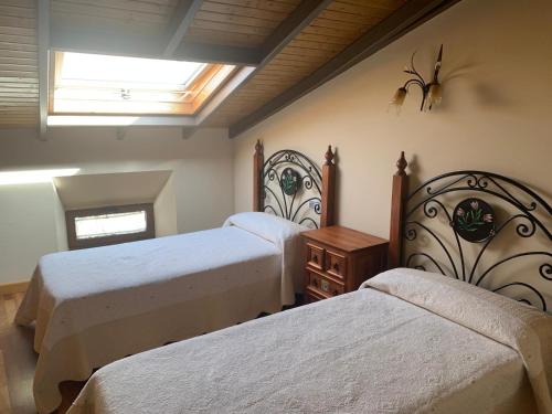 Casa Rural Los Tasajos in Hoyorredondo