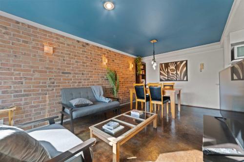 Centrally Located & Modern Apartment with 2 Bedrooms CDMX in Mexico City, Mexico