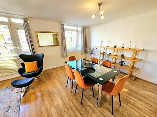Bright & Spacious Home in Building with Lift, right next to Bayswater Station - Walk to Kensington Palace, Hyde Park, Little Venice & Notting Hill, Londýn (fotografie 5)