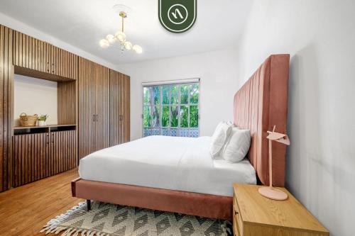 Emilio Castelar 204 Int. 201 - CDMX Emilio Castelar 204 Int. 201 - CDMX