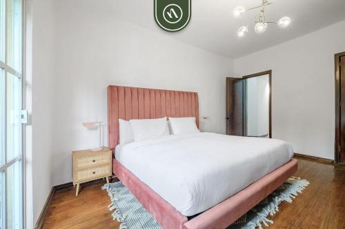 Emilio Castelar 204 Int. 201 - CDMX Emilio Castelar 204 Int. 201 - CDMX