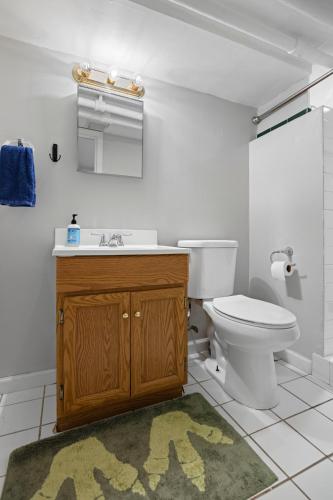 Columbia Heights Gem in Washington, USA