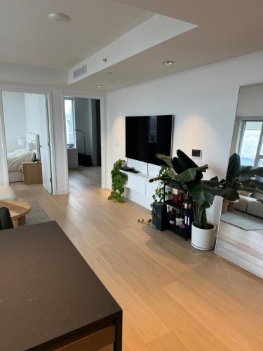 Luxury Downtown Vancouver Stay for Taylor Swift Fans in Vancouver, Canada