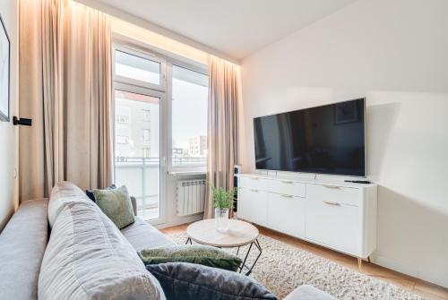BRIGHT DAY Apartment - Self Check-in 24h, 10 min Market Square - Wroclaw