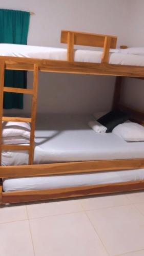 2 double beds, 2 twin beds, 4 bunk beds