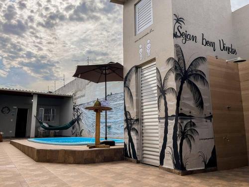 Casa com piscina na Enseada no Guarujá (Casa com piscina na Enseada no Guaruja) in ชารดิง วีร์จิเนีย