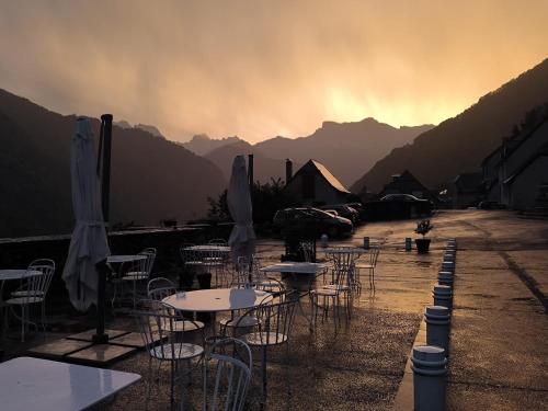 Château d'Arance Hôtel Restaurant Espace bien-être (Chateau d'Arance Hotel Restaurant Espace bien-etre) in Cette-Eygun