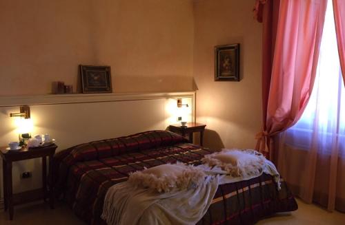 2 twin beds