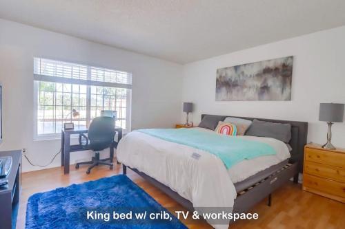 Entire Private 4-Bedroom House w Garage, Big Yard, King Bed, Baby Crib in San Diego, USA