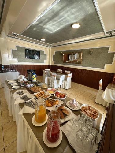 . Galax Resort