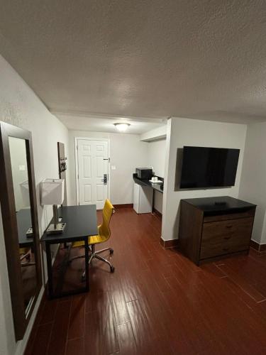Travelodge by Wyndham Suites St Augustine - image 11