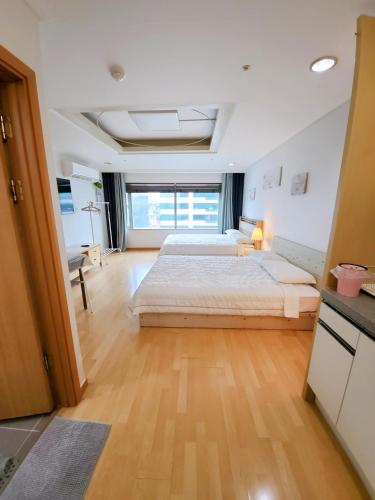 Hongdae Residence-2 1min from Hongik Uni station Exit #1, Soul (fotografie 7)