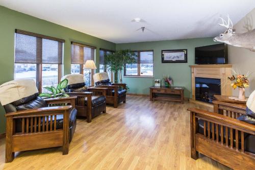 Lobby, Governors Inn a Travelodge by Wyndham in Pierre (SD)