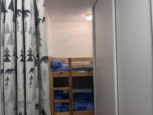 Apartment image 6