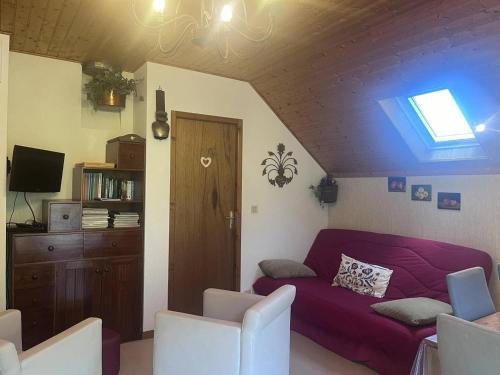 Apartment room in Chalet confortable à Cauterets avec parking et balcon - FR-1-812-10