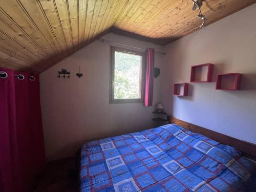 Apartment image 8