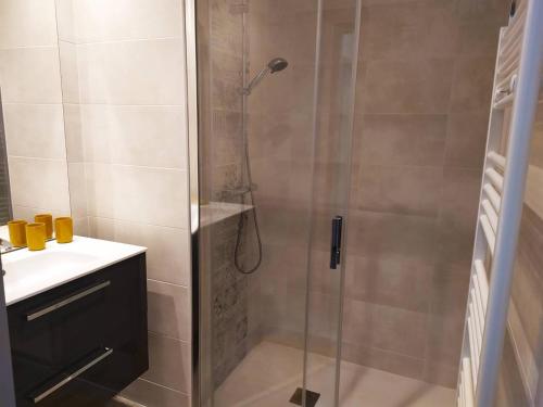 Apartment image 10