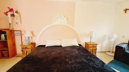 HOSTAL DEL ELEFANTE in Tepoztlán, Mexico