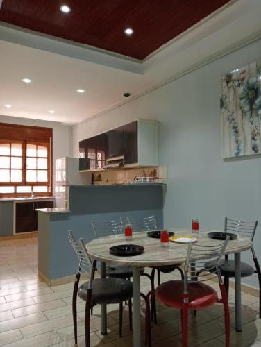 Willow House in טלמסן