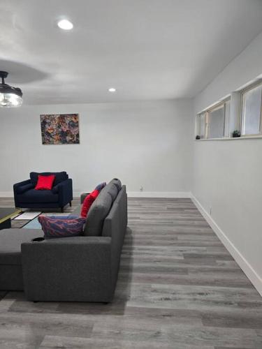 Sweet Haven Near Airport, Restaurants Plus Car Rental Available Upon Request in Irving, USA