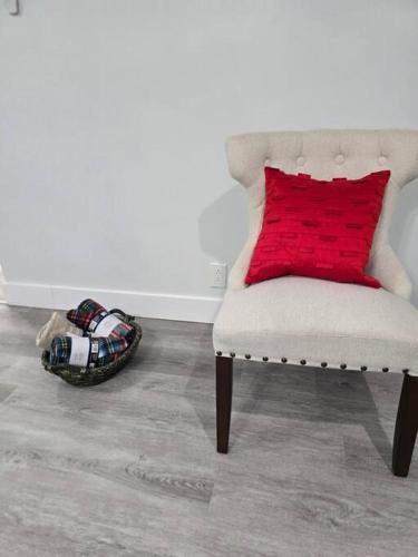 Sweet Haven Near Airport, Restaurants Plus Car Rental Available Upon Request in Irving, USA