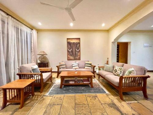 Barkon At Amani Luxury - 2BR Diani Beach - image 2