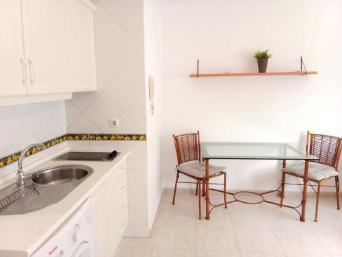 Coqueto estudio en Calle Vela in Torrequebrada