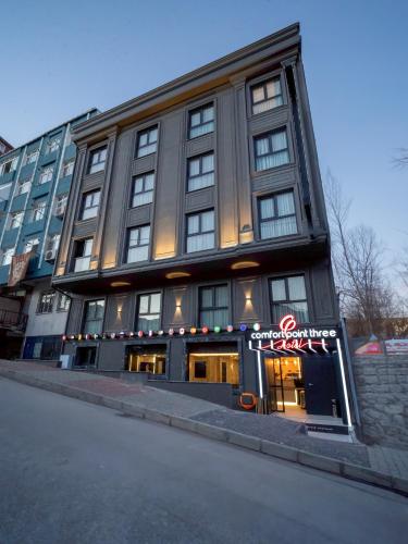 Comfort Point Three Hotel Comfort Point Three Hotel