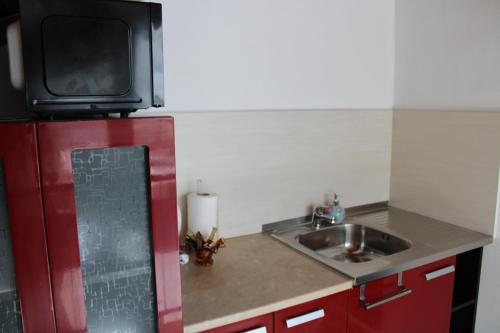 One-Bedroom Apartment with View image 9
