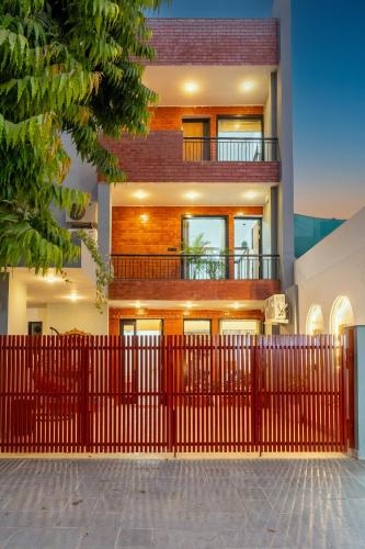 Alaya Stays Ramalaya 8 BHK Villa with Garden