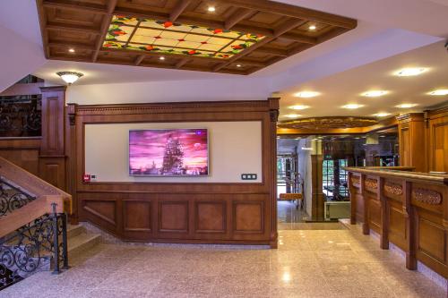 Vestabils, Park Hotel Izvorite in Kotele