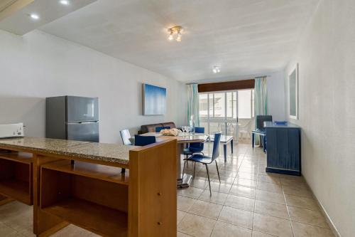 Apartamentos Paula Bela by Garvetur - image 3