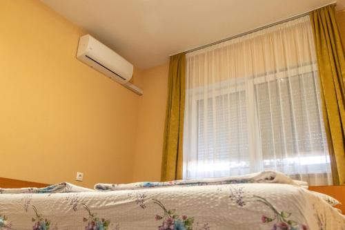 Hotel Tranzit - main image