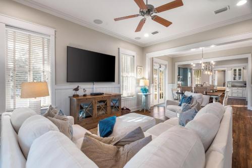 Coral Cottage by Exclusive 30A – Santa Rosa, FL
