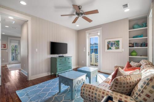 Coral Cottage by Exclusive 30A – Santa Rosa, FL