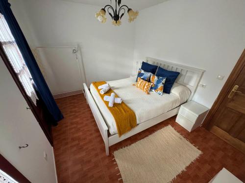 Apartamentos La Mina de Viñón. (Apartamentos La Mina de Vinon.) in Cabranes