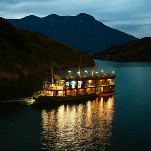 ADUTA CRUISE