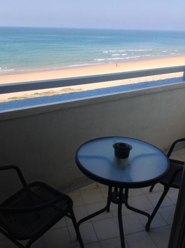 Балкон/терраса, Perfect Sea View in Бат-Ям