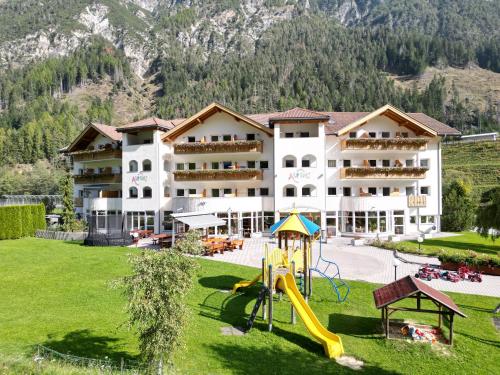 . Hotel Alpin