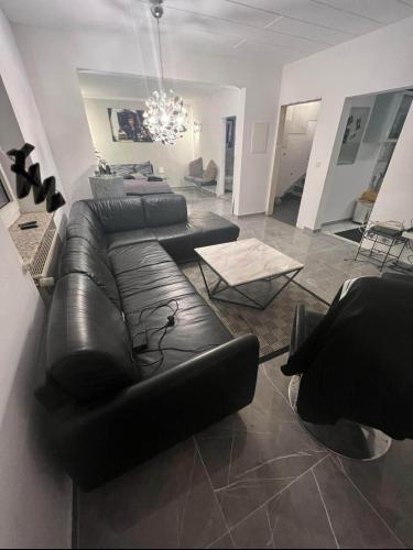 Benk 24H Apartment Nr 1 Perfekt fur bis zu 6 Personen in Hofheim am Taunus