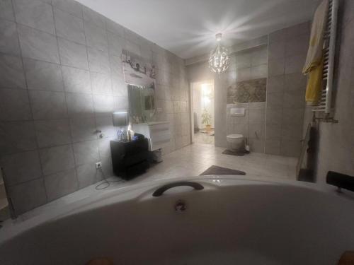 Benk 24H Apartment Nr 1 Perfekt fur bis zu 6 Personen in Hofheim am Taunus