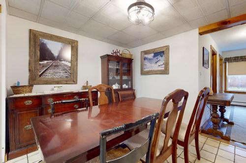Mount Holly Ski House in Mount Holly, USA