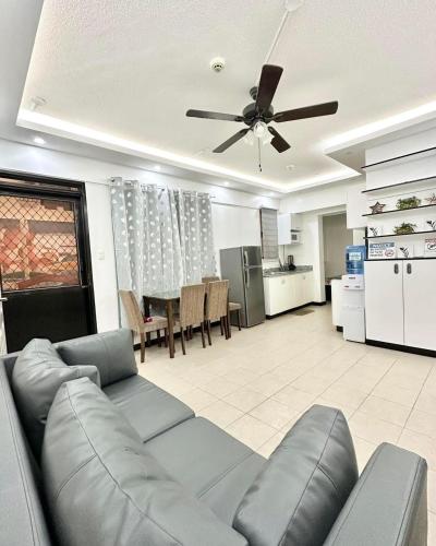 3 bedrooms, 6 beds